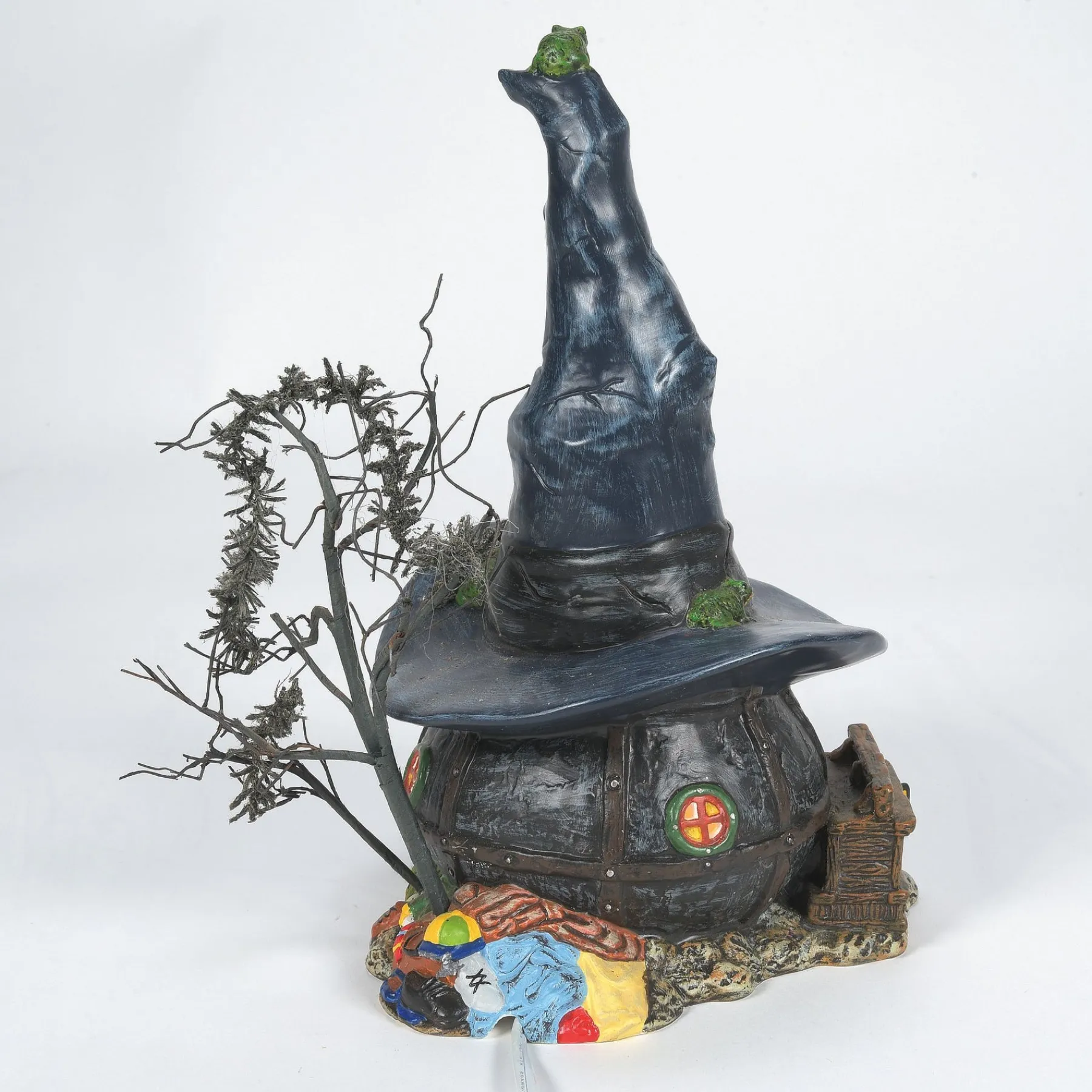 Department 56 Snow Village Halloween>Toads & Frogs Witchcraft Haunt