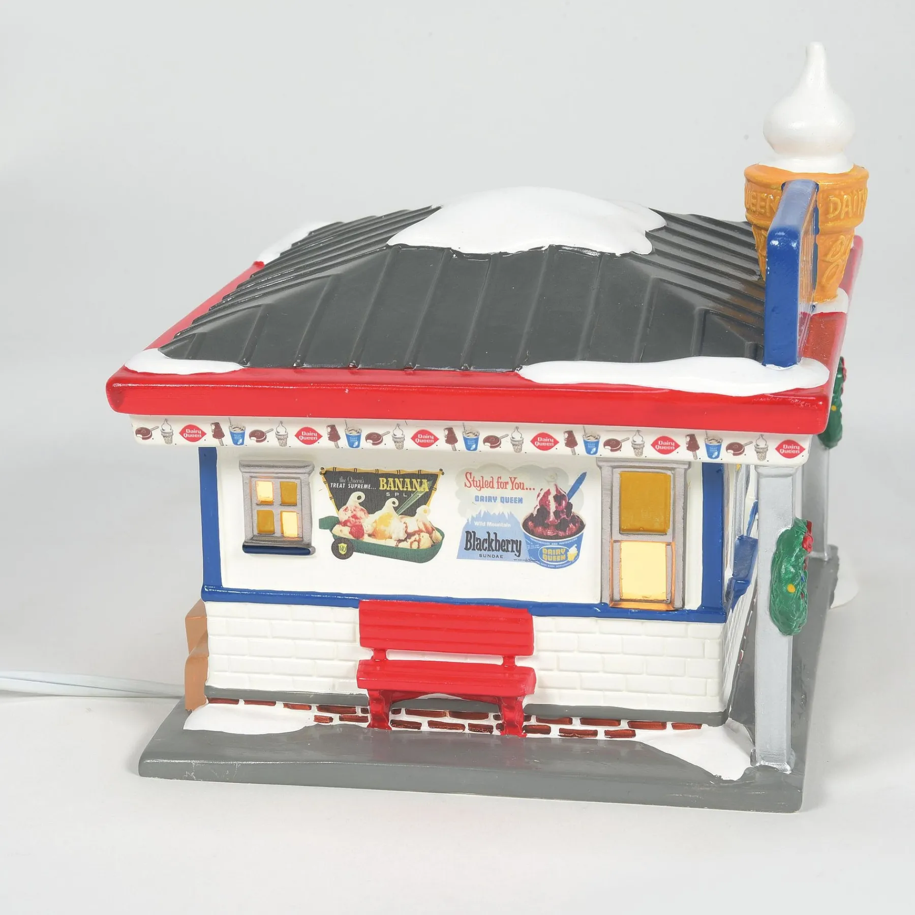 Department 56 The Original Snow Village>Dairy Queen®