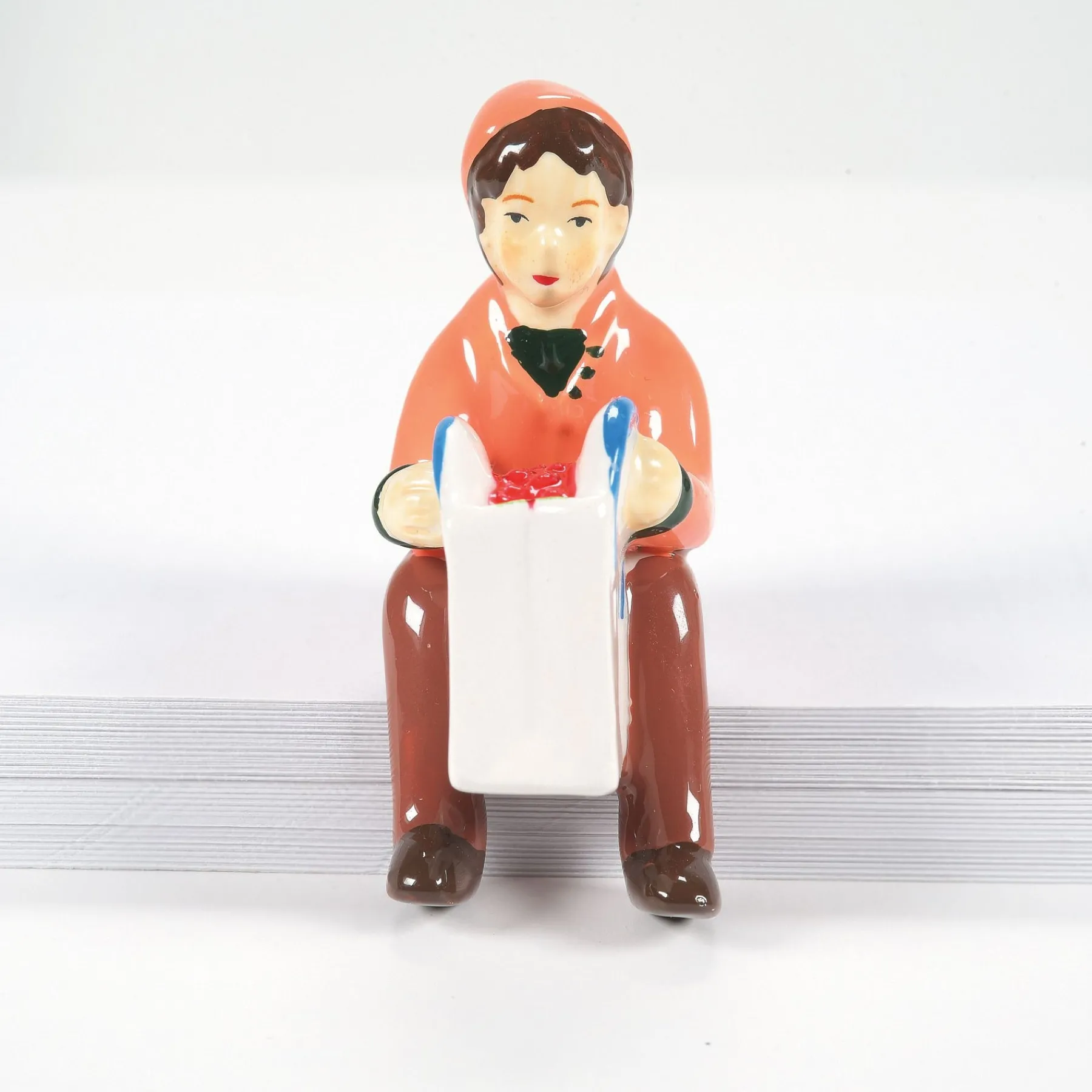 Department 56 The Original Snow Village>Sitting In The Village