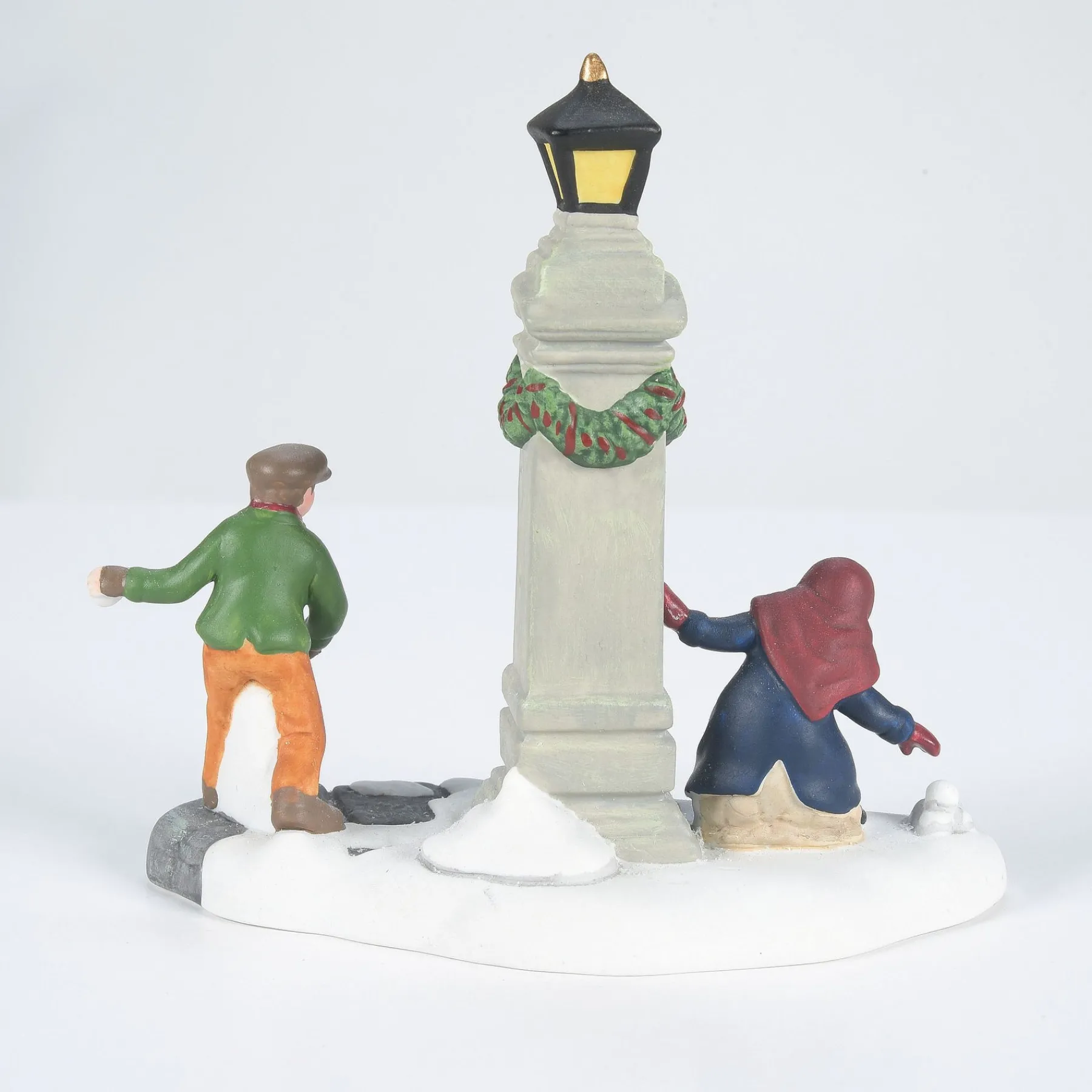 Department 56 Dickens Village Series>Snowball Fun