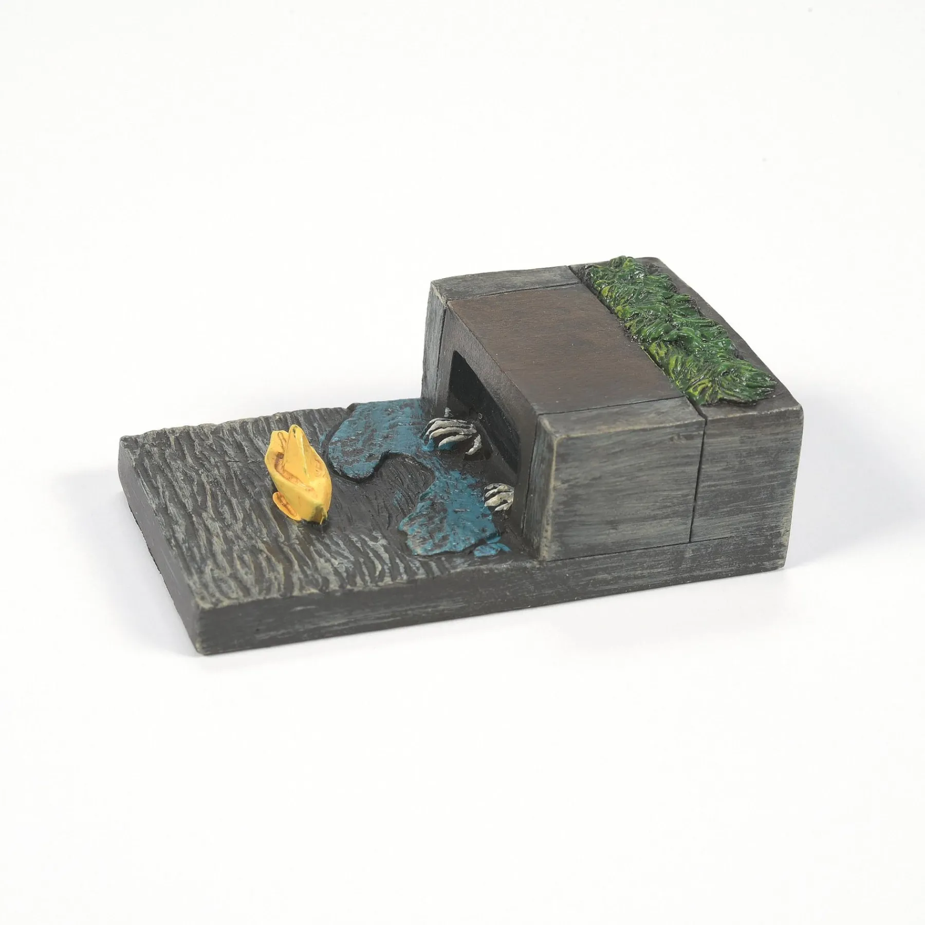 Department 56 Snow Village Halloween>IT & The S.S. Georgie Set of 2