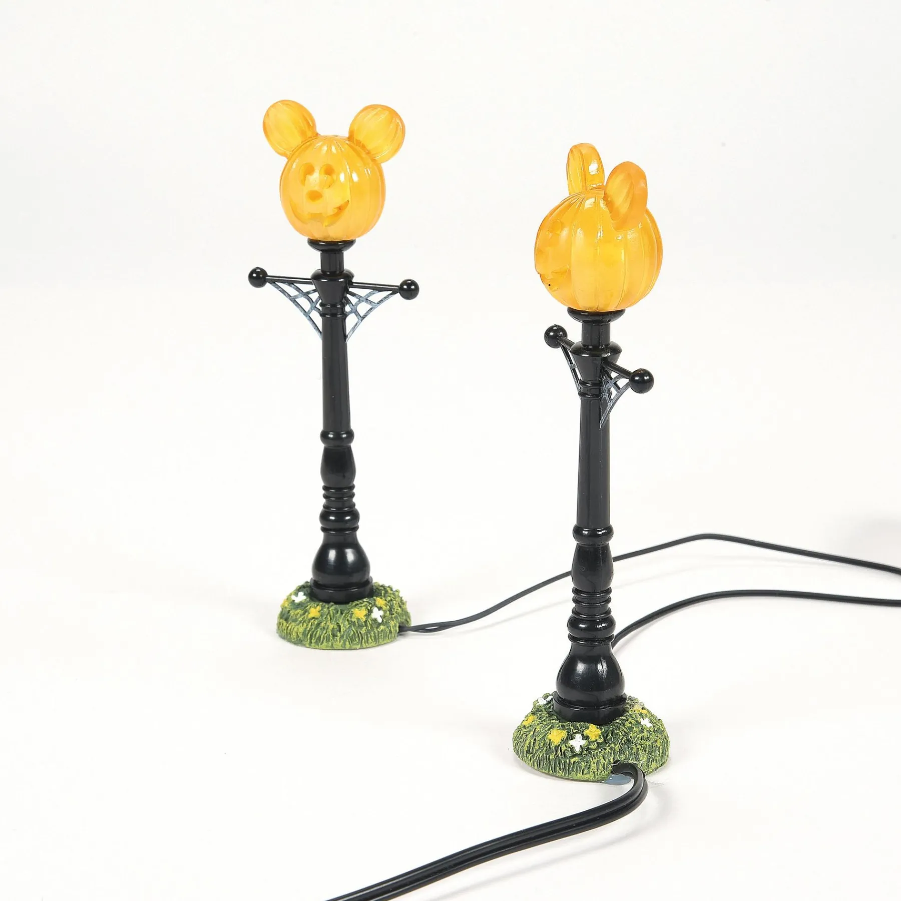 Department 56 Disney Village>Mickey's Pumpkintown St Lights