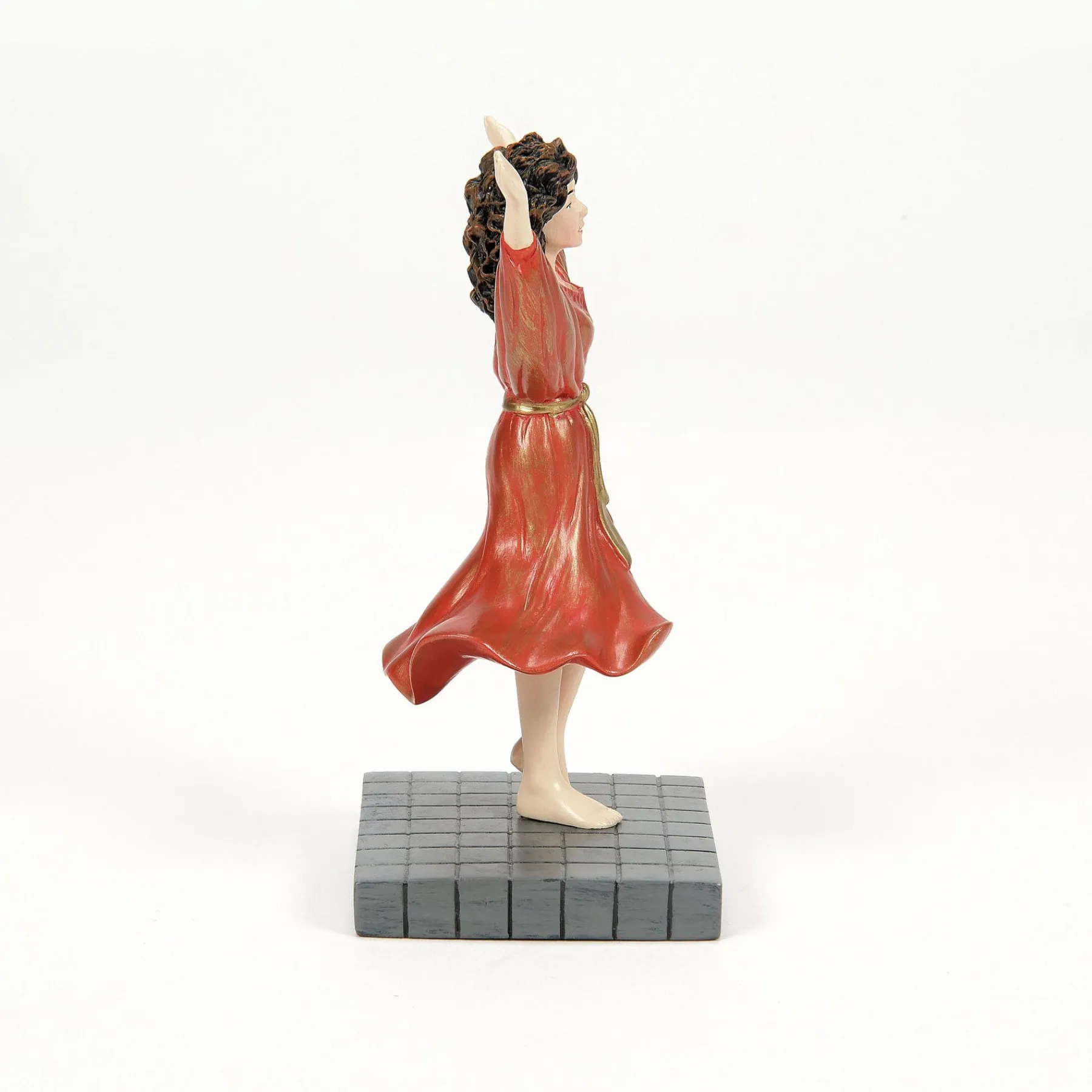 Department 56 Hot Properties Village>Dana Possessed