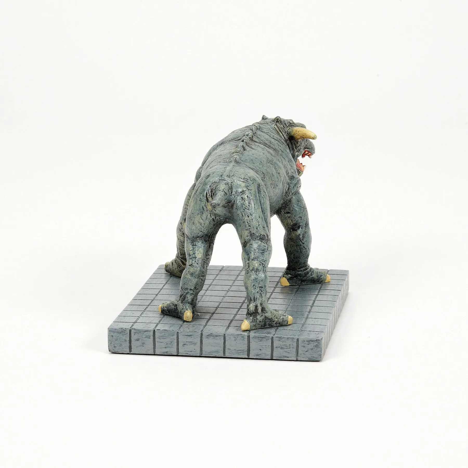 Department 56 Hot Properties Village>Terror Dog